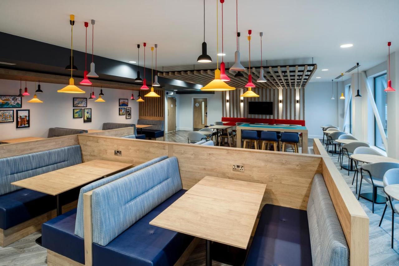 Holiday Inn Express Cambridge West - Cambourne By Ihg 外观 照片