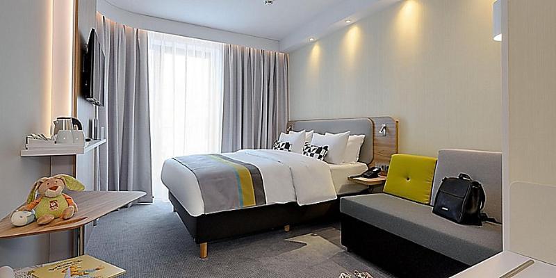 Holiday Inn Express Cambridge West - Cambourne By Ihg 外观 照片