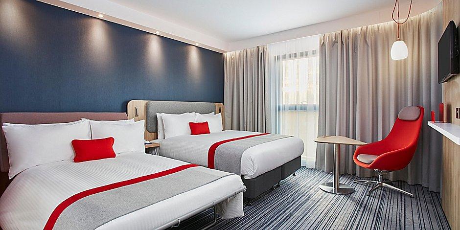Holiday Inn Express Cambridge West - Cambourne By Ihg 外观 照片